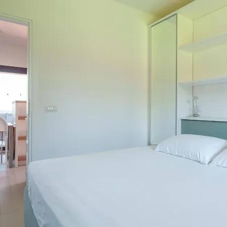 דירה Welcomely - Marinella Pearl Sea View מרינלה